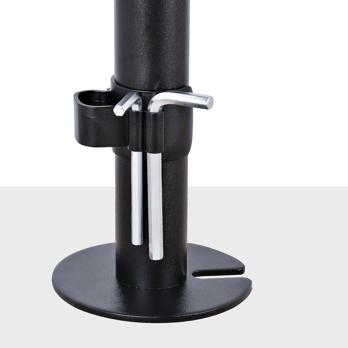 StarTech.com Soporte de Montaje para Portátil - Soporte VESA de Monitor de 34 Pulgadas (8kg) o Bandeja VESA Articulada para Portátil (4,5kg) - Montaje en Grommet/Mordaza Laptop Negro Plástico, Acero 33 cm (13") 86,4 cm (34")