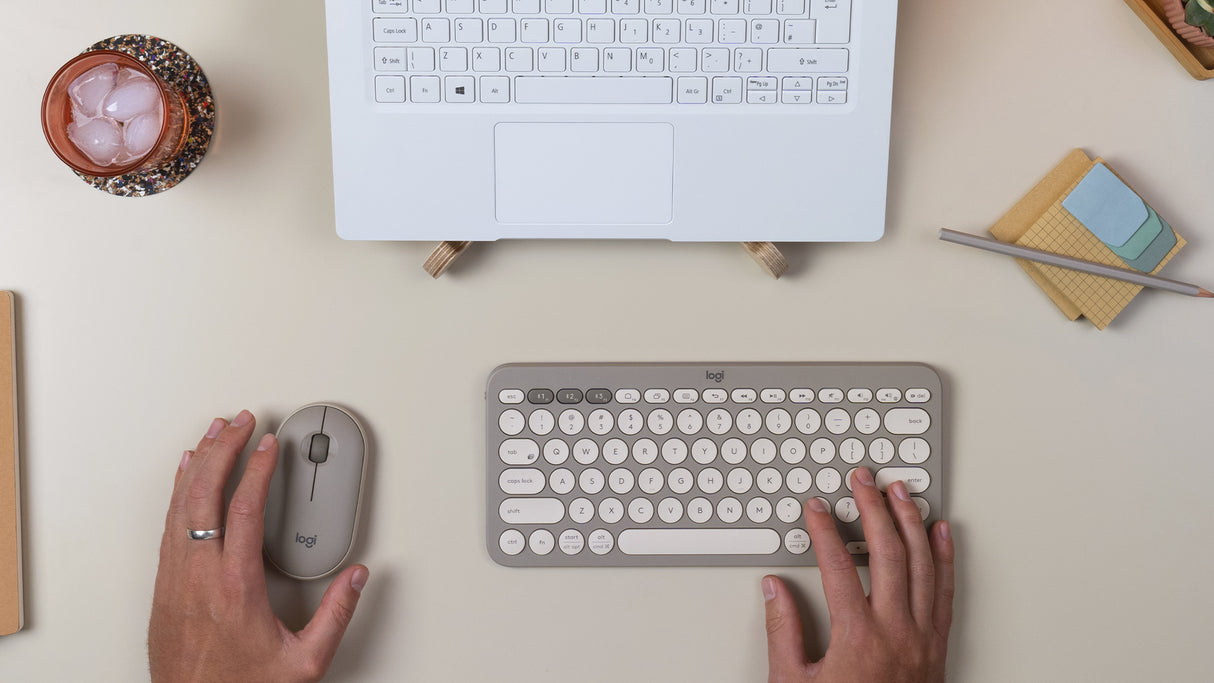 Logitech K380 Multi-Device Teclado Universal Inalámbrico Bluetooth QWERTY