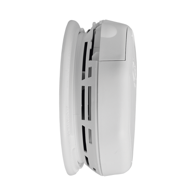 Alarma de Humo con Interconexión Inalámbrica / Advertencia de Voz con Ubicación / Sensor Fotoeléctrico / Baterías AA Reemplazables / 85 dB a 10 pies /