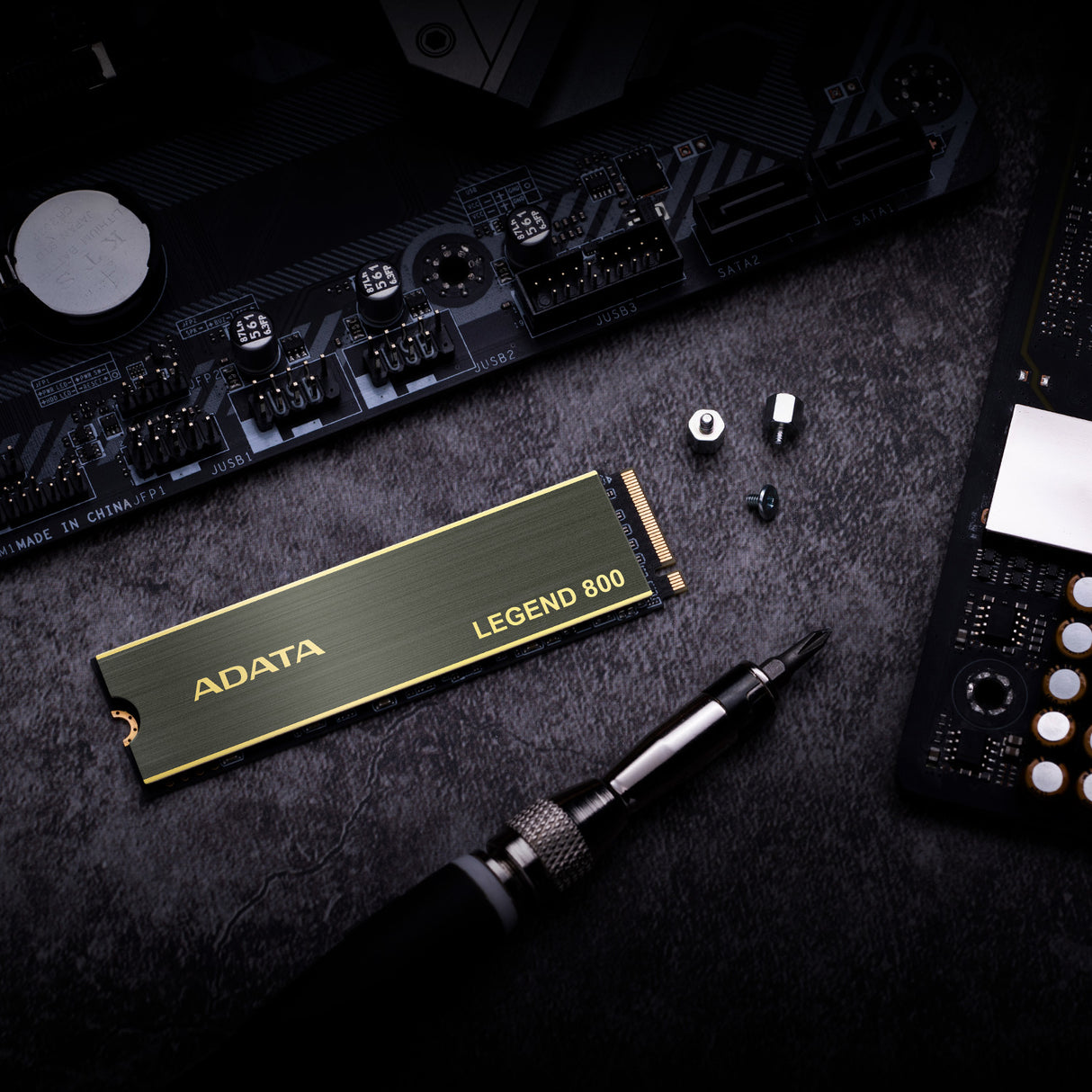 ADATA ALEG-800-2000GCS unidades internas de estado sólido 1.4 256-bit AES 2 GB M.2