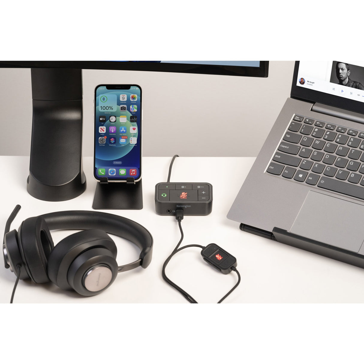 Kensington Base para Notebook Easy Riser Go SmartFit (Color Negra, Hasta 17") Laptop SmartFit™