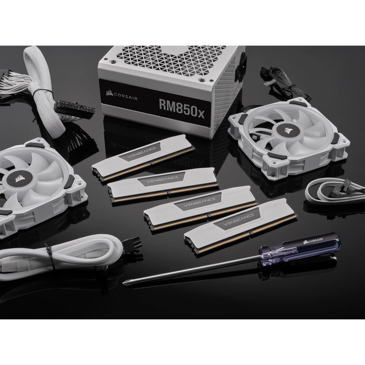 Corsair Vengeance CMK32GX5M2B5200C40W módulo de memoria 32 GB 2 x 16 GB DDR5 288-pin DIMM ECC, 5200 MHz