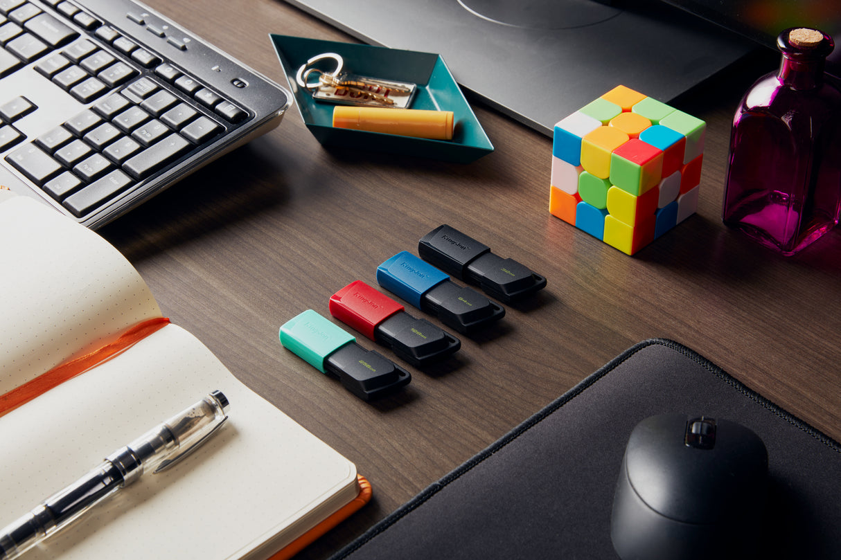 Kingston Technology 64GB USB3.2 Gen 1 DataTraveler Exodia M (Negro + Azul) Memoria Flash 64 GB USB tipo A 3.2 Gen 1 (3.1