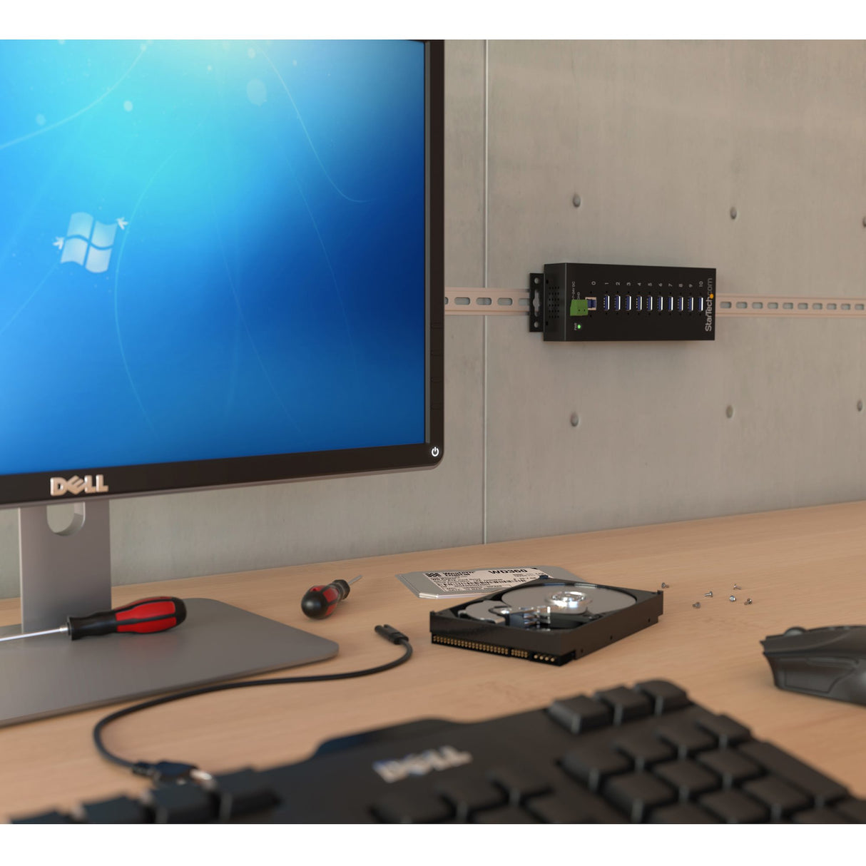 StarTech.com Hub Industrial de 10 Puertos USB 3.0 - 5Gbps - Ladrón Concentrador USB-A con Protección Antiestática ESD y