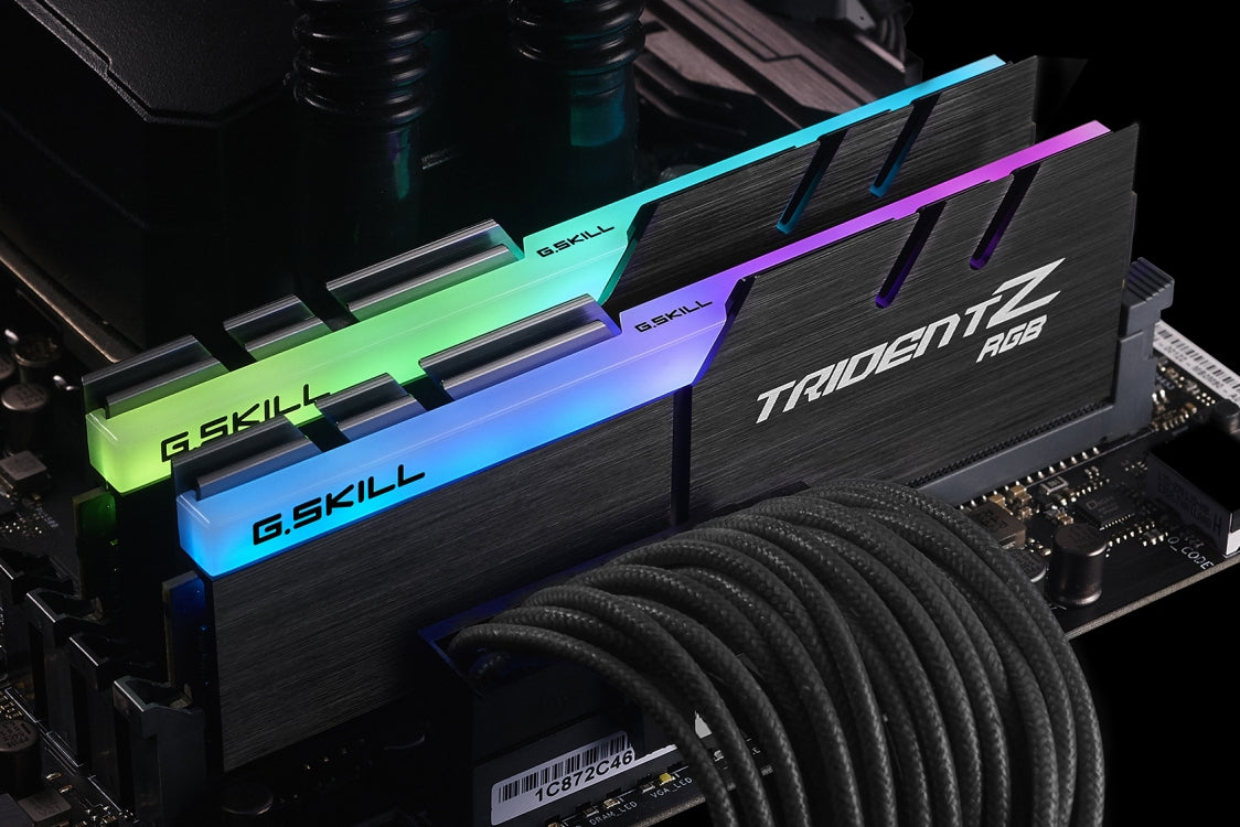 G.Skill Trident Z RGB F4-3600C17D-32GTZR módulo de memoria 32 GB 2 x 16 GB DDR4 288-pin DIMM