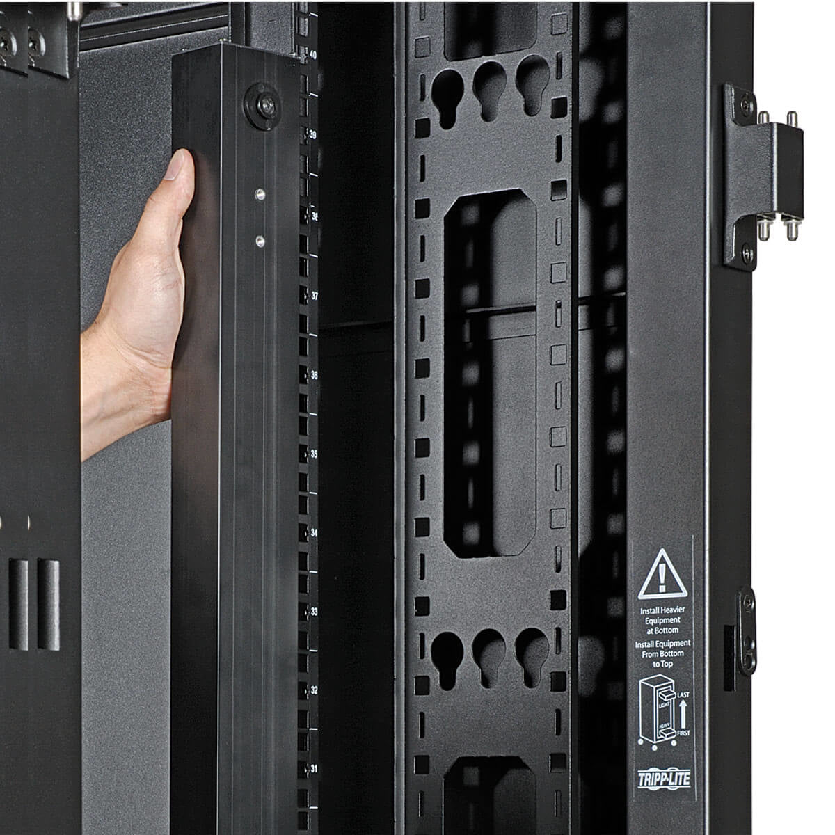 Tripp Lite PDUMNV15LX PDU Monitoreable Monofásico de 1.4kW con Interfaz de Plataforma LX, Tomacorrientes de 120V (16 5-1