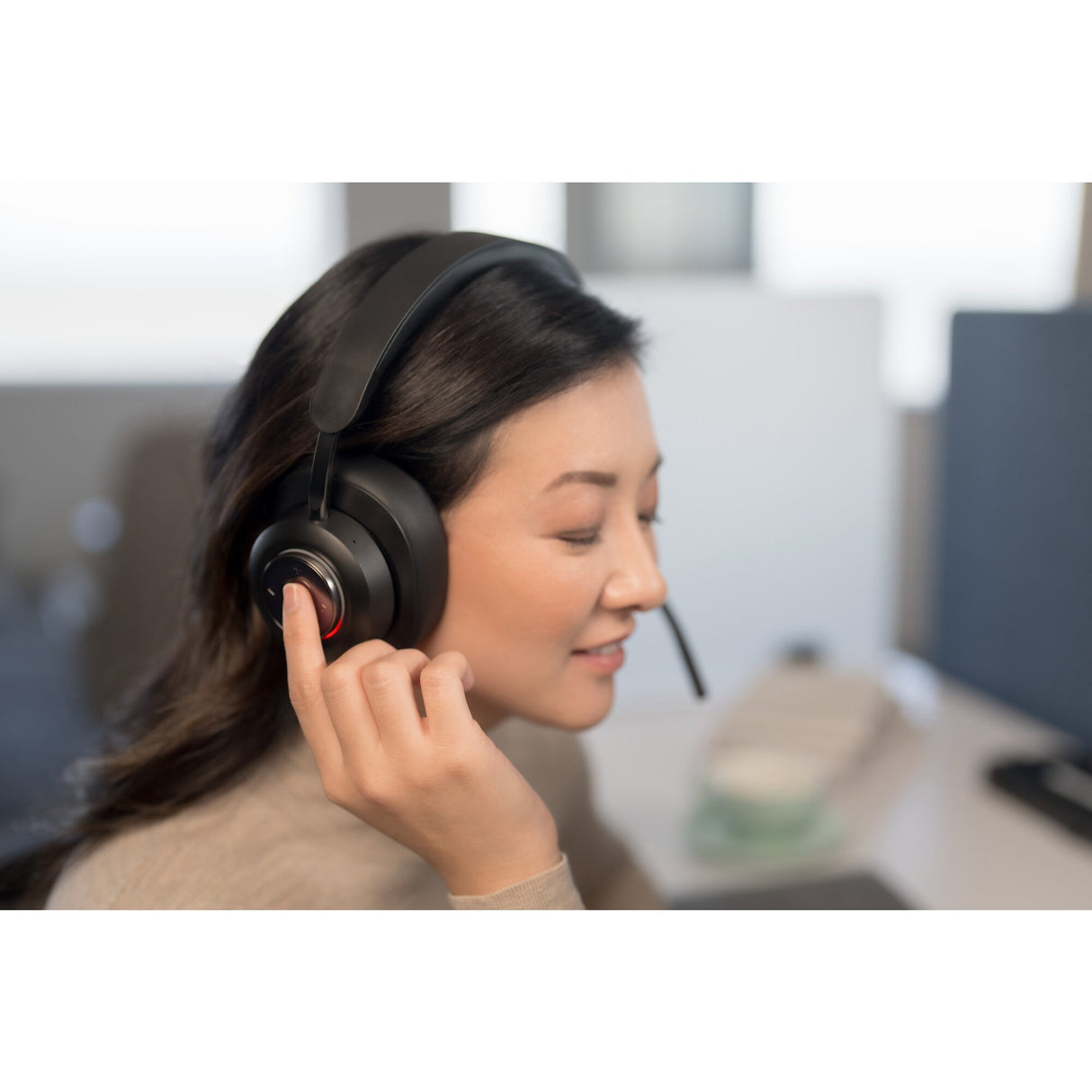 Kensington Auriculares Bluetooth circumaurales H3000 Auriculares Inalámbrico Si Supraaural Si