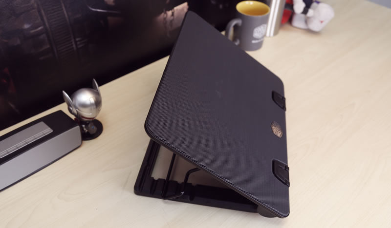 Cooler Master Ergostand IV Soporte para computadora portátil Negro 43.2 cm (17"), Metal, Plástico, Caucho