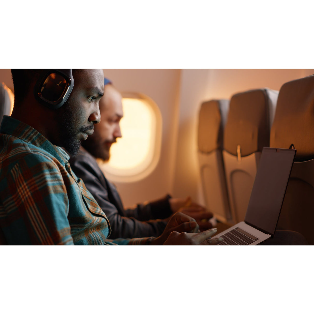 Kensington Filtro de privacidad MagPro Elite para MacBook Pro 16” (2021 y versiones posteriores) Monitor