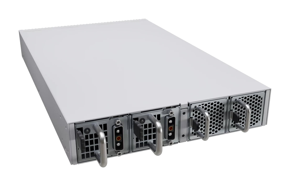 CRS804-4DDQ-hRM, Switch/Router, CPU 4 nucleos 2000 MHz, 4 GB RAM, 4 x QSFP56-DD de 400G, 2 x GEth 10 Gigabit, RouterOS v