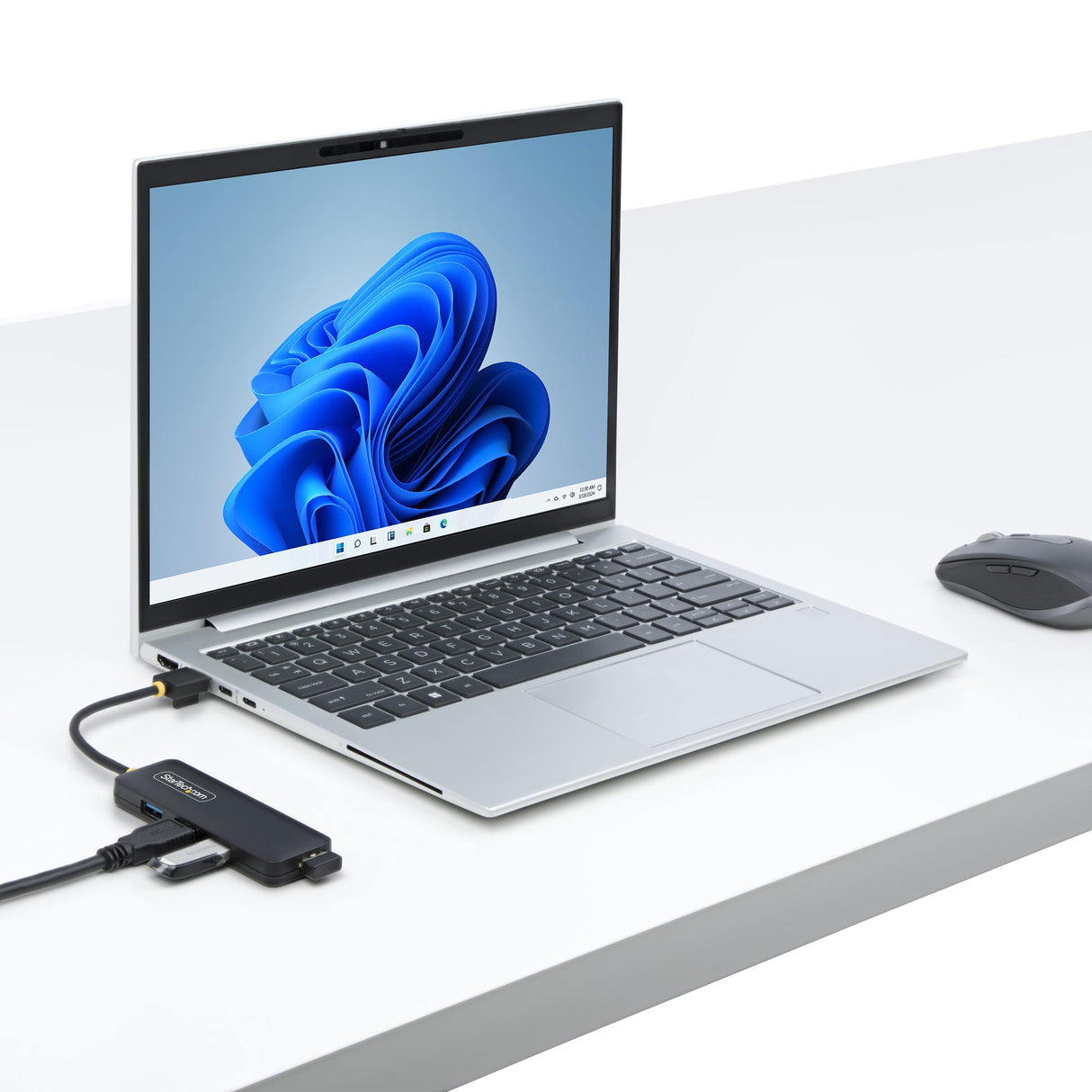 StarTech.com Hub USB-A de 4 Puertos - Ladrón USB de 4 Puertos - Alimentado por el Bus - USB 3.0 de 5Gbps - Hub Portátil