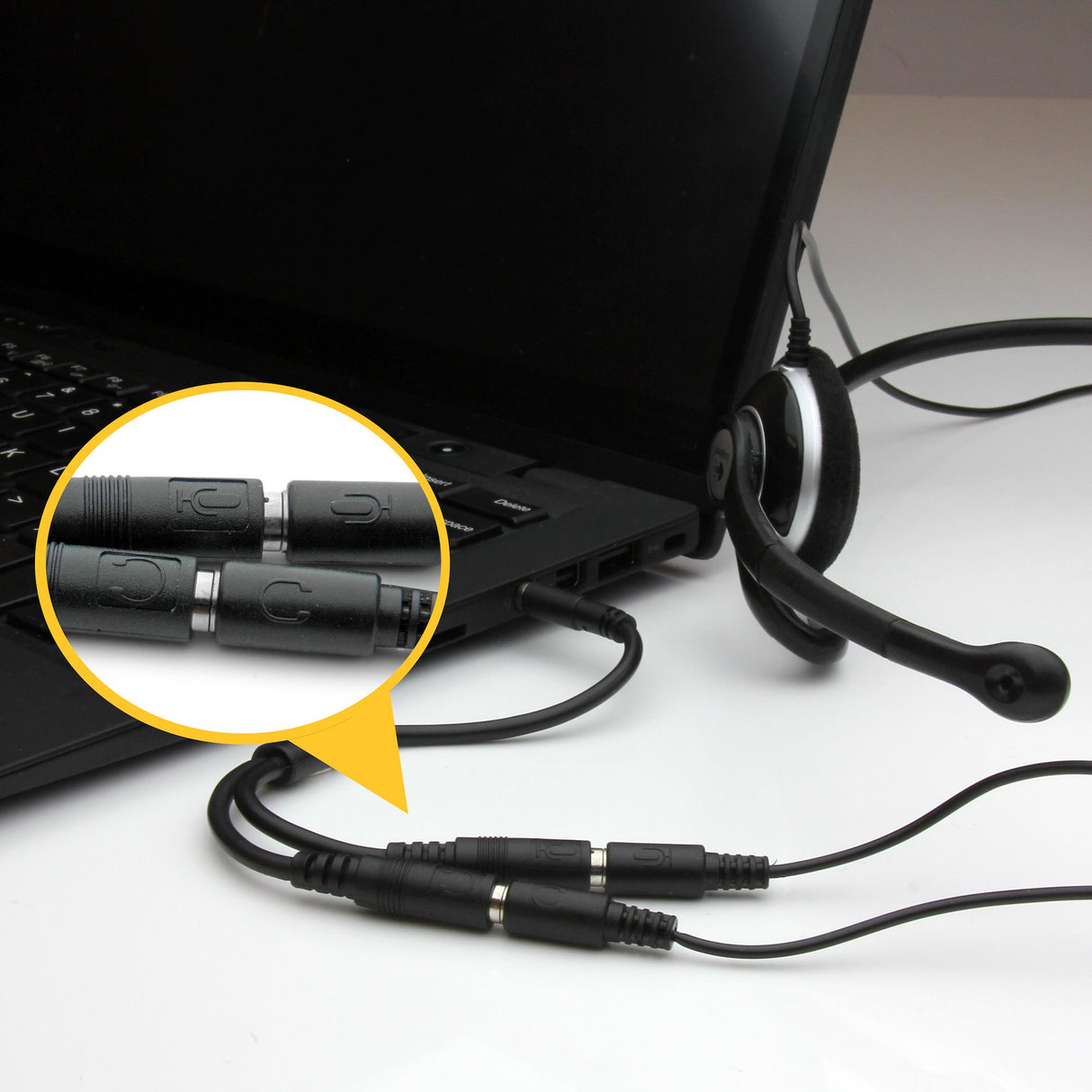 StarTech.com Adaptador de Auriculares con Micrófono Mini-Jack 3,5mm 4 pines a Conectores Separados de Auriculares y de Micrófono - M a 2xH divisores de audio 3.5 mm 2 x 3.5 mm Macho Hembra