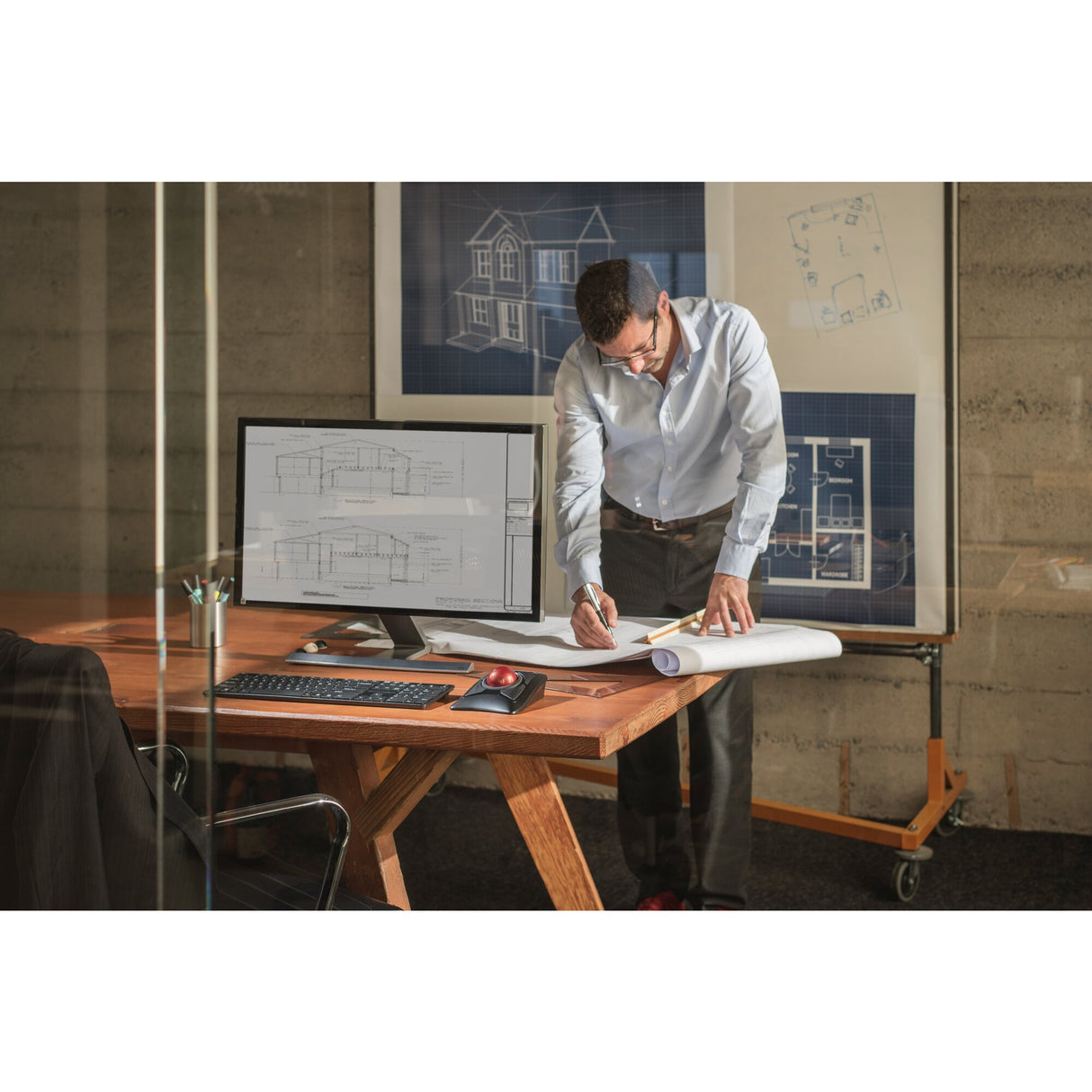 Kensington Expert Mouse Trackball inalámbrico Ratón Inalámbrico RF Wireless + Bluetooth Óptico 400 DPI