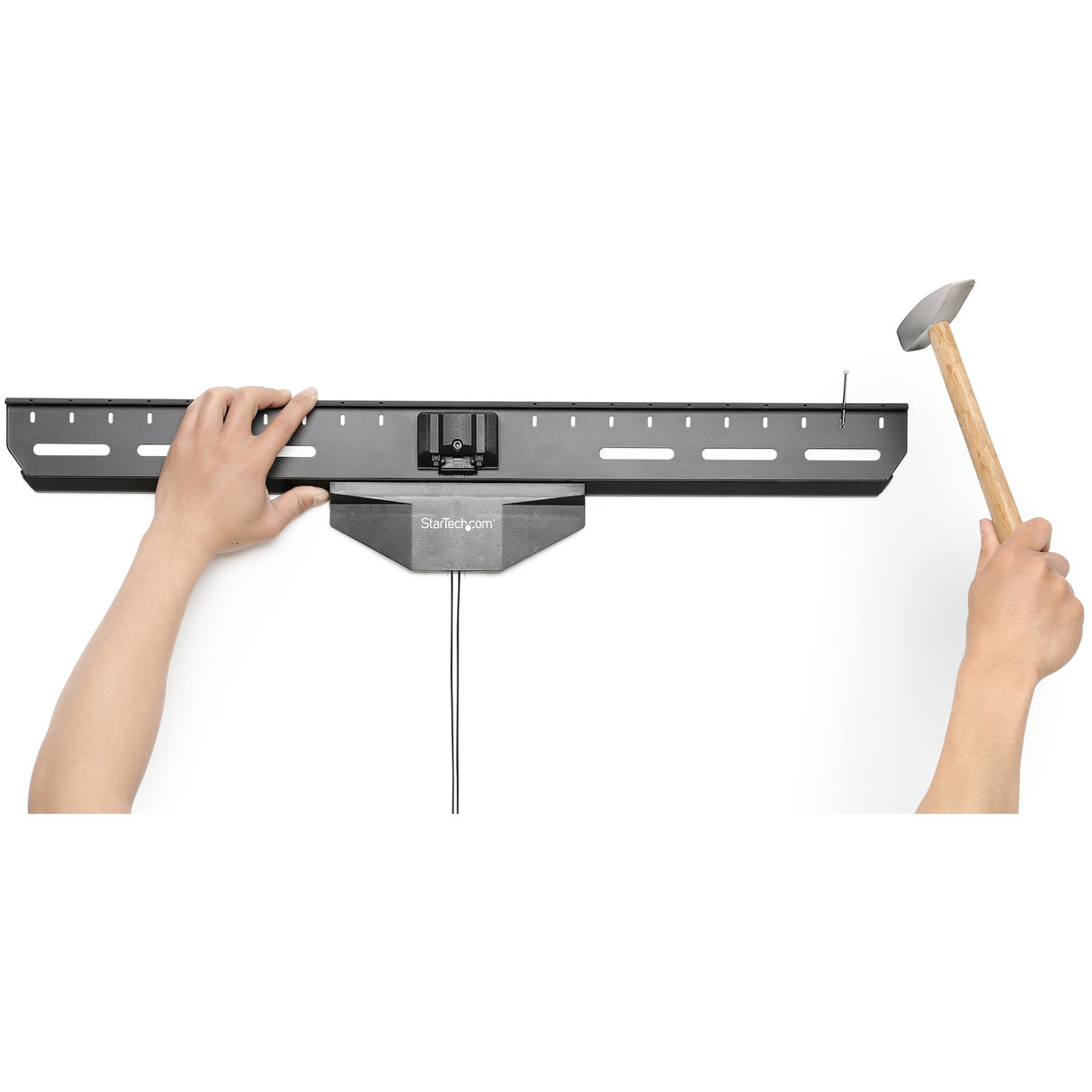 StarTech.com Soporte de Pared para TV - Para Instalación sin Entramado - de Perfil Bajo para TV VESA de hasta 80 Pulgada