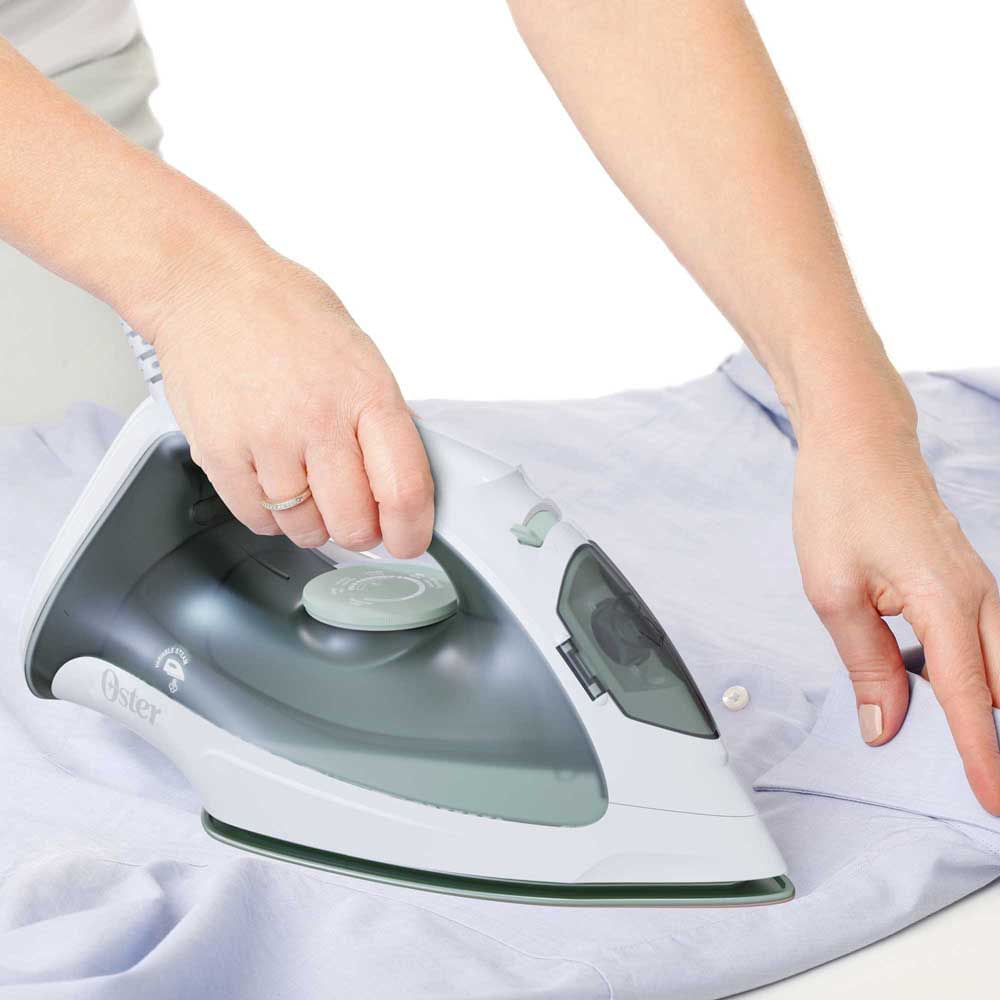 Oster GCSTBS3803 plancha Plancha a vapor Suela antiadherente Blanco, Verde, 180°, Giratorio