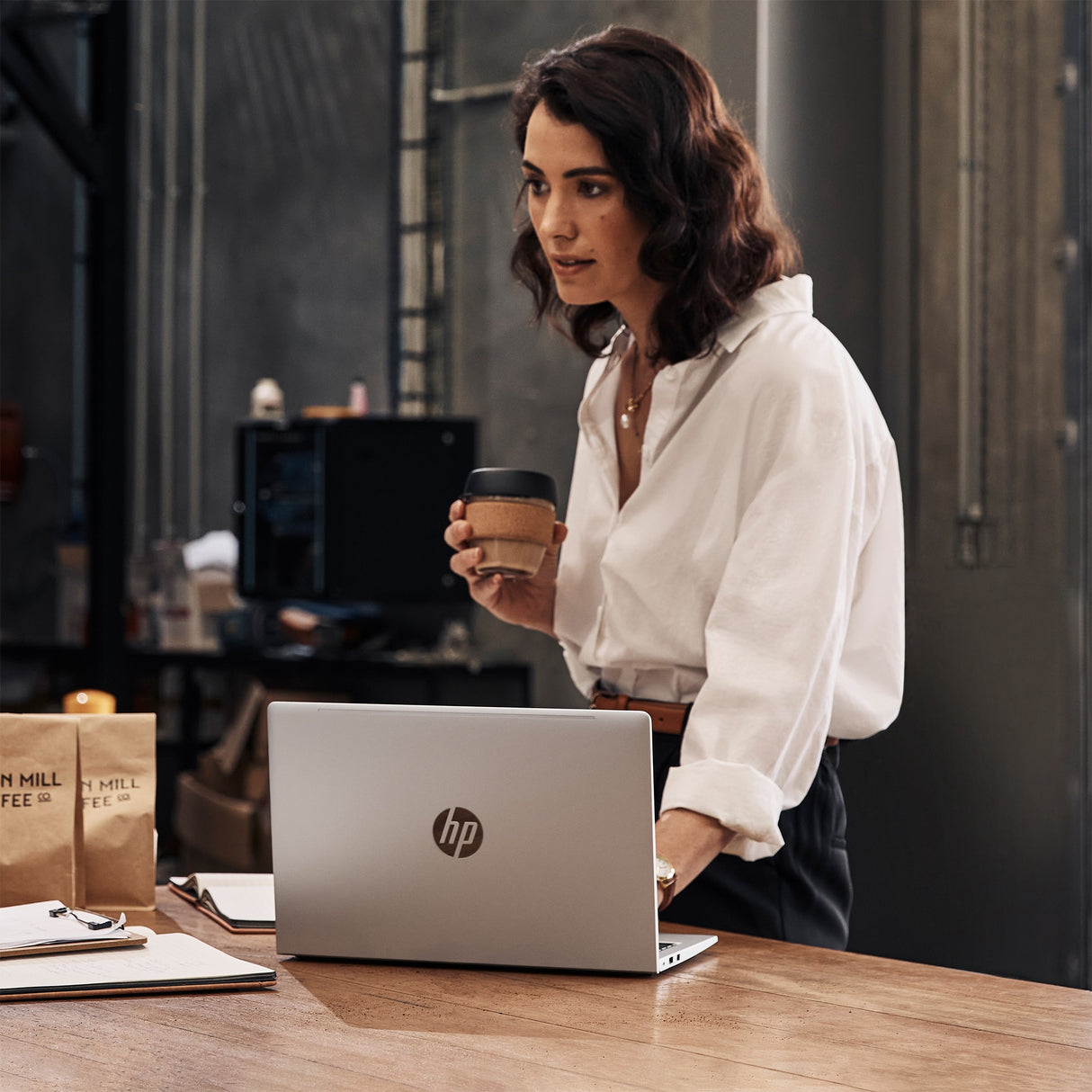 HP ProBook 440 G9 Intel® Core™ i5 i5-1235U Computadora portátil 35.6 cm (14") Full HD 8 GB DDR4-SDRAM 256 GB SSD Wi-Fi 6E (802.11ax) Windows 11 Pro