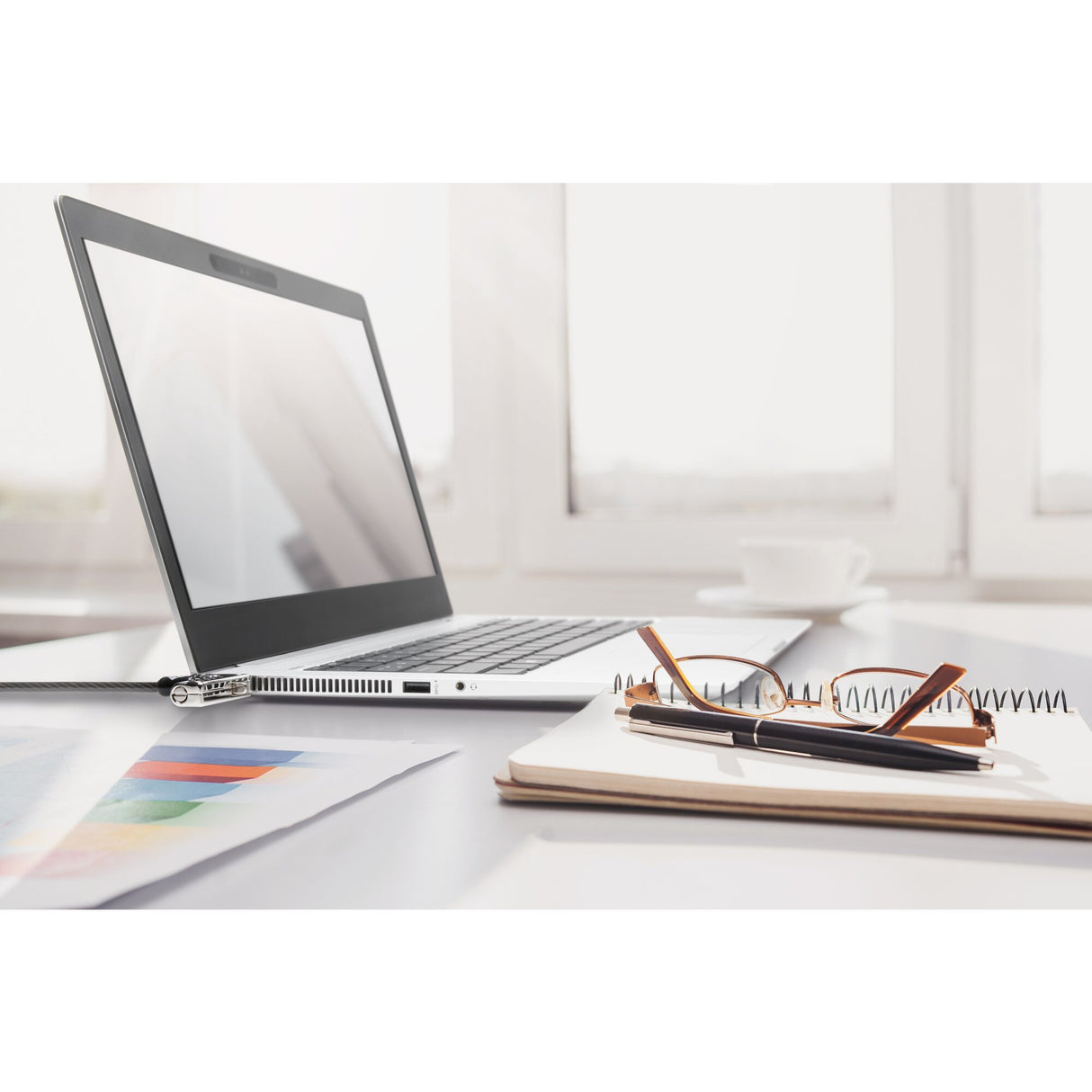Kensington Candado fino de combinación NanoSaver para portátiles Cable Portátil Cerradura con combinación Kensington Standard