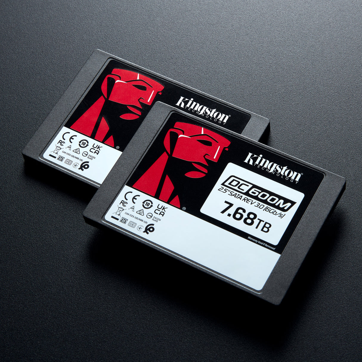 Kingston Technology Disco SSD DC600ME SATA Enterprise (uso mixto) de 2,5” y 7680 G unidades internas de estado sólido 7,68 GB 2.5" Serial ATA III 3D TLC NAND