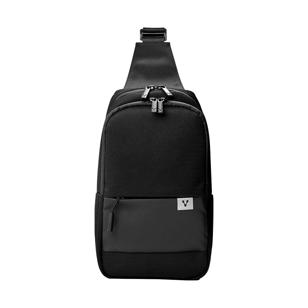 MOCHILA PECHERA CRUZADA VORAGO POLYESTER NEGRA, 3 COMPARTIMENTOS, 15", AJUSTABLE