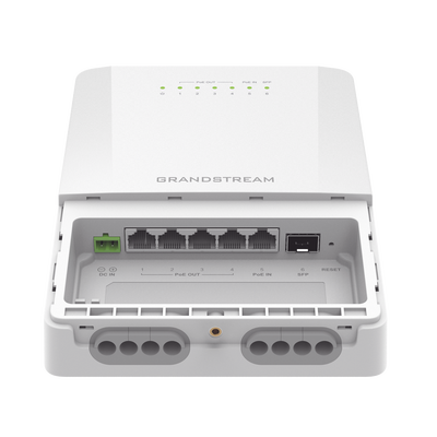 GWN7710R, Switch Administrable capa 2-lite, exteriores IP66, 5 x GigaEth, 4 x PoE out at/af o pasivo y 1 In, 1 x SFP