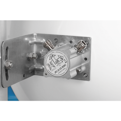 Antena direccional de Alto Rendimiento/ Parábola profunda para mayor aislamiento al ruido / 24.5 dBi / (4.9 - 6.4 GHz) / Conectores N-Hembra / Fácil Montaje y Soporte de acero inoxidable / Radomo Incluido
