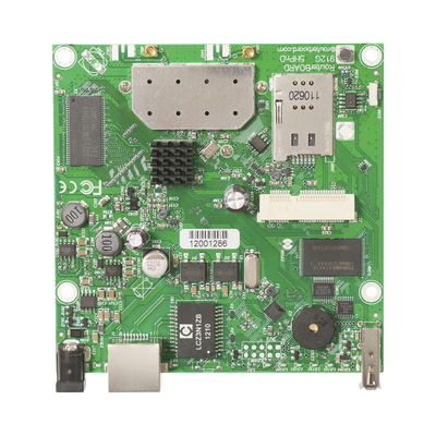 RB912UAG-5HPnD, 64MB RAM 1 Eth Gb 1 miniPCIe 2 MMCX 600Mhz