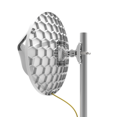 RBLHGG-60AD - Mikrotik CPE 60GHz / Hasta 2Gbps / Alcance 1500m (4921ft) RBLHGG-60AD