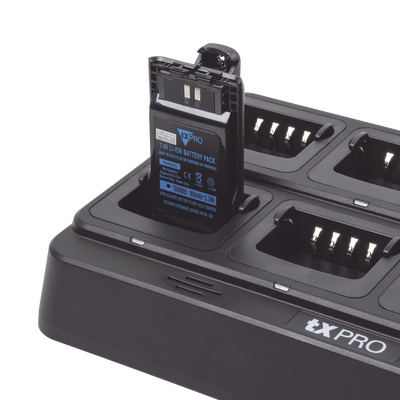 TX-8C-KSC43 - Cargador de Escritorio / 8 Cavidades / Dual Química Ni-MH y Li-Ion / 15 V 8 A / 100-240 VCA