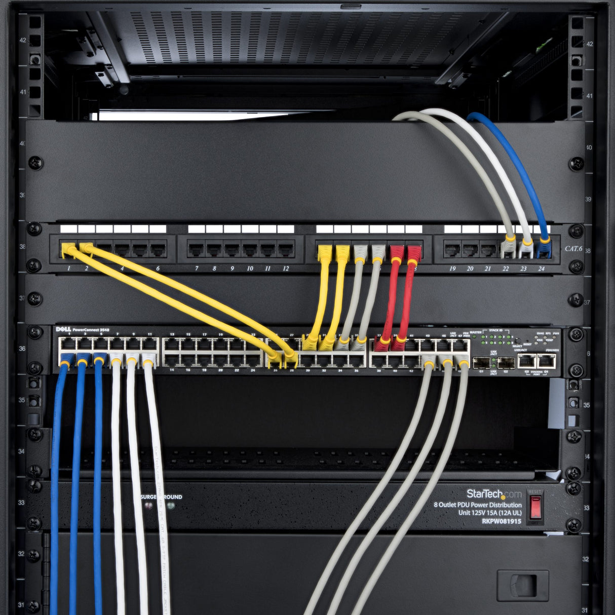 StarTech.com NLBK-1F-CAT6A-PATCH Cables de red 0,305 m Cat6a 0 - 50 °C
