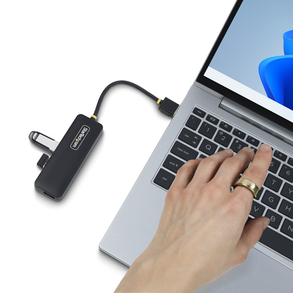 StarTech.com Hub USB-A de 4 Puertos - Ladrón USB de 4 Puertos - Alimentado por el Bus - USB 3.0 de 5Gbps - Hub Portátil