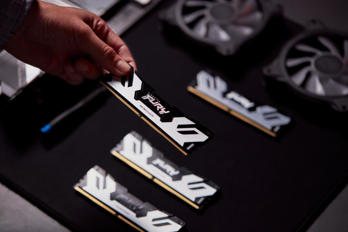 Kingston Technology 16 GB 6800 MT/s DDR5 CL36 DIMM FURY Renegade White XMP Memoria RAM Si 38 24 GB 1 x 24 GB