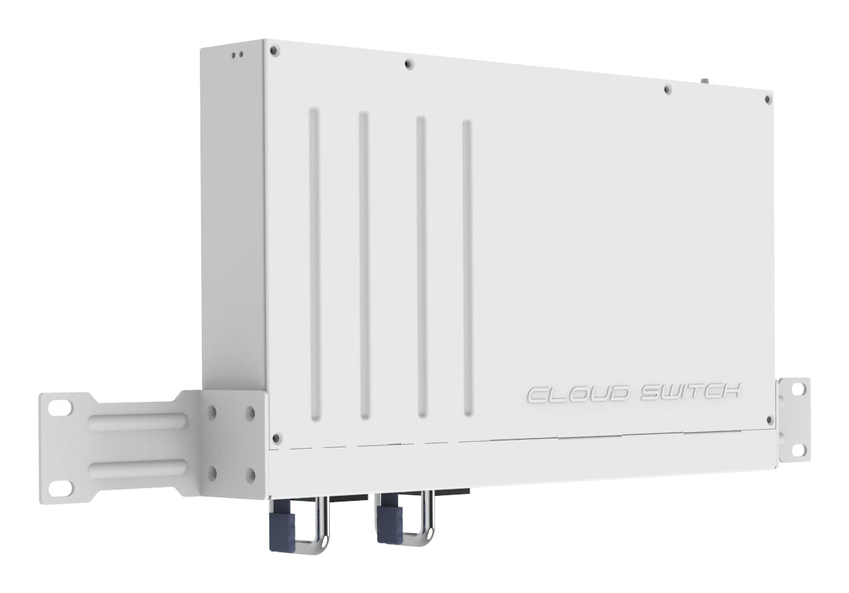 CRS504-4XQ-IN, Switch CPU 650MHz, 64MB RAM, 1 Eth 10/100, 4 QSFP28 100G, CA/CD y 802.3bt PoE-in, RouterOS