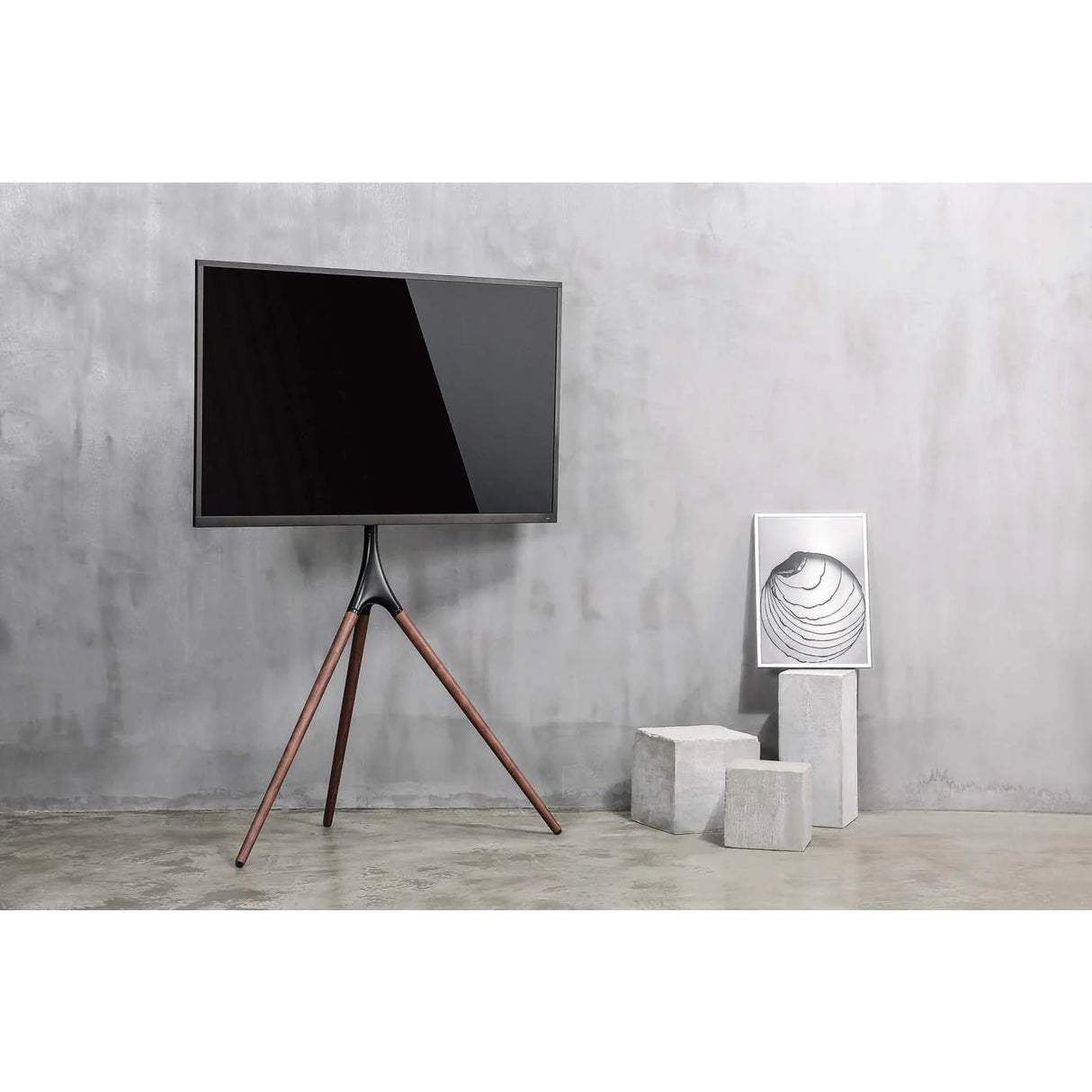 Soporte Tv Manhattan Con Trpode 45" A 65" Hasta 32 Kg Altura Ajustable