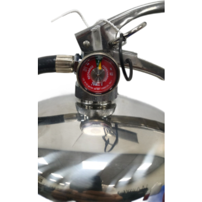 WC6L - Extintor de Agente Químico Líquido / Especializado Fuegos Clase K / Capacidad 6 L (1.6 gal) / UL / ULC / Acero Inoxidable y Latón