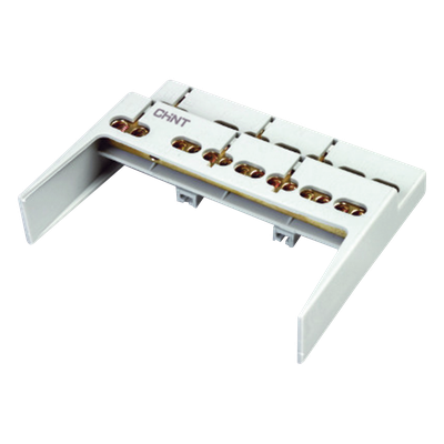 BC40M04 - Soporte con Barra de Conexión / 4 Módulos / 4+2 Entradas / IP40 / 40A / 6kA / 400V CA