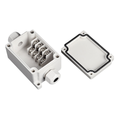 PST-TJ-4P - Caja de Conexión Exterior / 4 Líneas / IP66 / 110 VCA 3 A / -40 a +120 °C / 102 x 50 x 40 mm