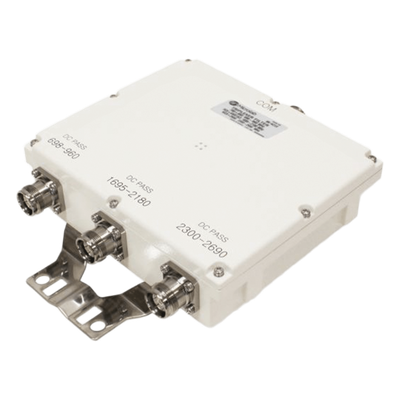 BK-421E - Triplexor / 3 Canales / 250W / -161 dBc PIM / 4.3-10 IP67 / LTE-700+SMR 800+GSM-850 / PCS+AWS+WCS+BRS