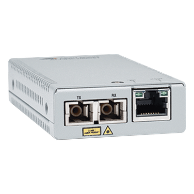 AT-MMC2000/SC-960 - Convertidor de medios / Gigabit Ethernet a fibra óptica MMF / Conector SC / 220-500 m / 0.72-1640 ft / Fuente multi-región