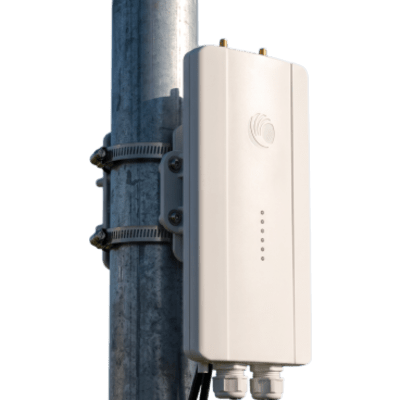 C050940A161D - Punto de Acceso / 5 GHz / MU-MIMO 8x8 / Multi-Gbps / Hasta 120 Suscriptores / Antena Sectorial 90° 17 dBi / IP67 / Sincronización TDD