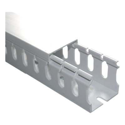 TMR-40 - Canaleta ranurada con tapa blanca, de PVC auto extinguible, 40 x 40 x tramo 2m.