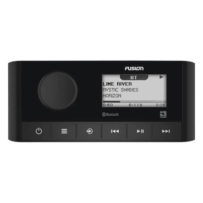10-02405-00 - Sistema de Audio Marino / Pantalla LCD 2.3" / Bluetooth y ANT / 180 W Pico / 22 W RMS x 4 / 2 Zonas Multi-Zone / IPX6 e IPX7 / Compatible con AM, FM, DAB+, AUX / Actualizaciones Inalámbricas
