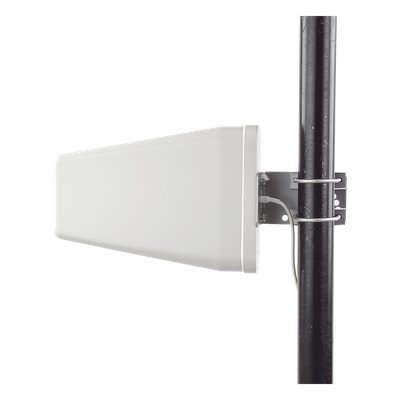 314-411 - Antena Direccional de Banda Ancha de Alto Desempeño, 698-960 MHz / 1695-2700 MHz, conector N hembra. 50 Ohm de impedancia.