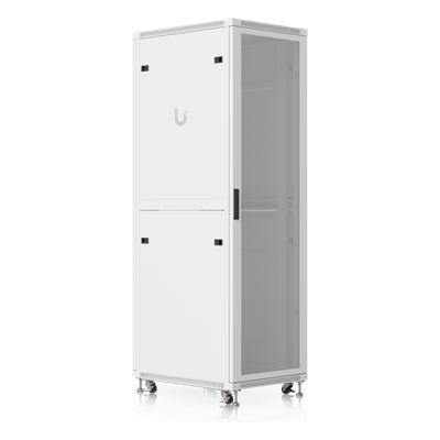 UACC-RACK-42U-800-P - Gabinete Rack de Piso / 42U / 600 × 800 mm (23.6 x 31.5') / Carga 800 kg (1,763.7 lb) / Puerta Perforada / Ventiladores Integrados / Ruedas con Seguro