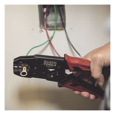 3005-CR - Pinza Ponchadora para Terminales con Aislamiento en Cable de Cobre Sólido y Trenzado de 10-22 AWG.