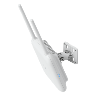 U7-PRO-OUTDOOR - Punto de Acceso Wi-Fi 7 / Doble Banda / 6 Transmisiones Espaciales / Cobertura 465 m² (5000 ft²) / 300 Usuarios / 2.5 GbE / IP67