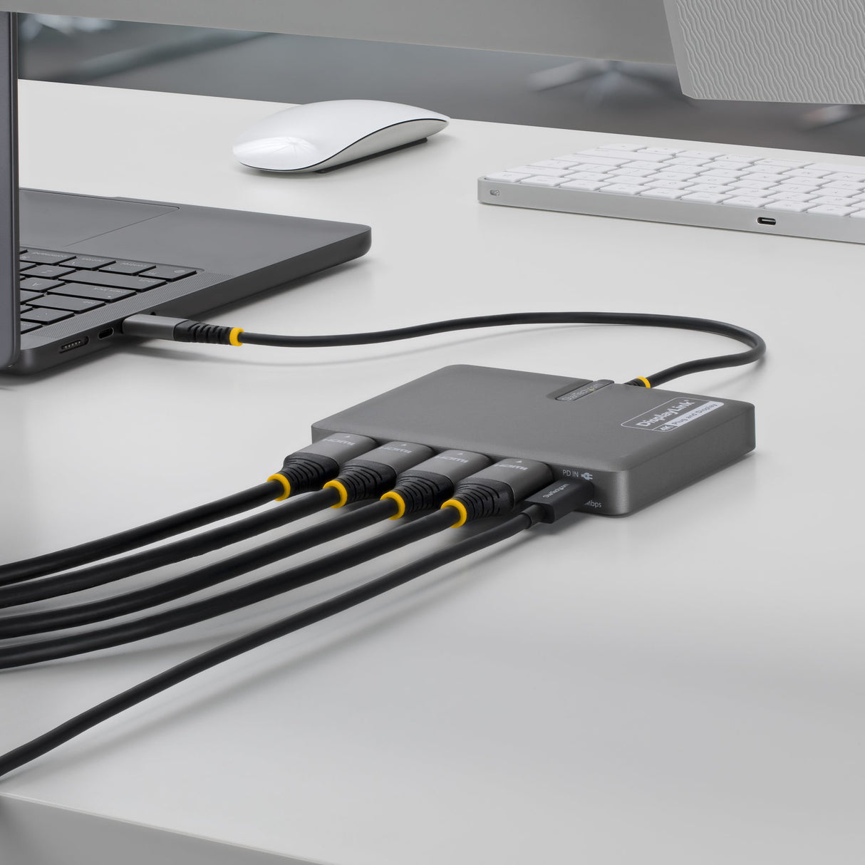 StarTech.com QUAD-USB-HDMI-ADAPT Bases para portátiles y replicadores de puertos Alámbrico USB 3.2 Gen 1 (3.1 Gen 1) Typ