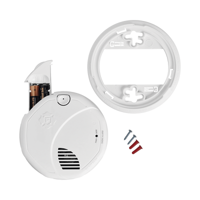 Alarma de Humo con Interconexión Inalámbrica / Advertencia de Voz con Ubicación / Sensor Fotoeléctrico / Baterías AA Reemplazables / 85 dB a 10 pies /
