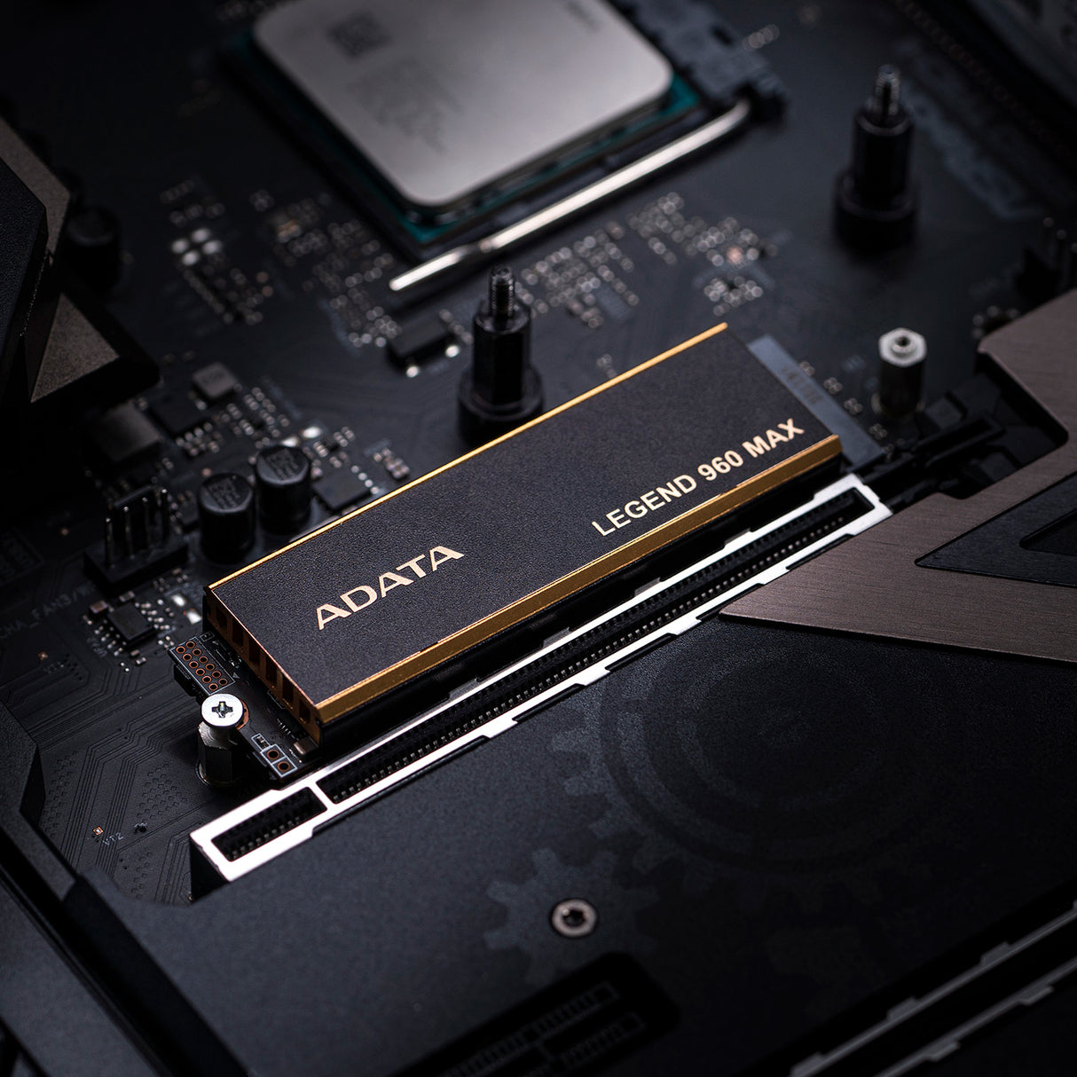 ADATA LEGEND 960 MAX unidades internas de estado sólido 1.4 256-bit AES 2 GB M.2