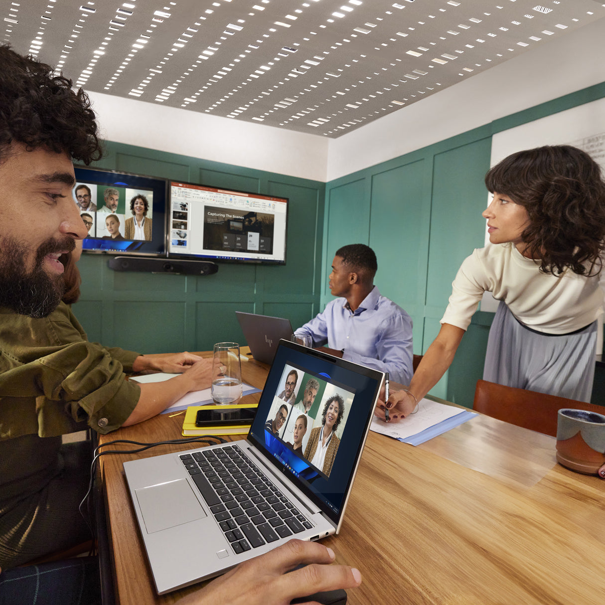HP Poly Barra de vídeo USB Poly Studio V52 cámaras de videoconferencia Cámara única Si 5 x 95 °
