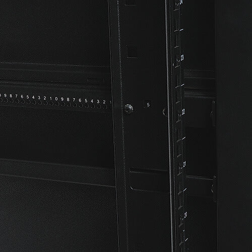 Tripp Lite SR2400 Gabinete de Profundidad Estándar SmartRack Serie Value de 42U, Capacidad de 1088 kg [2400 lb] con puer